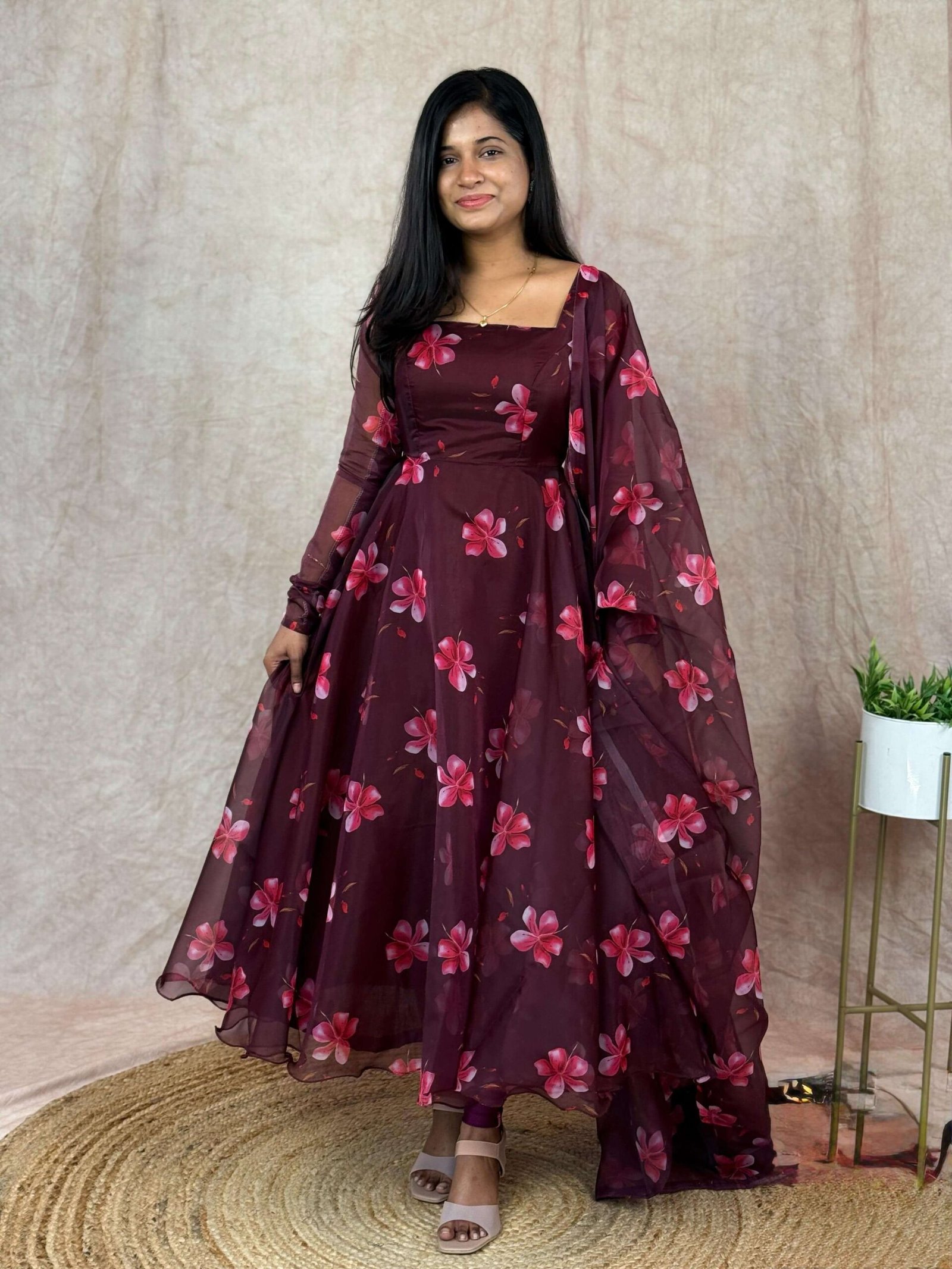 FLORAL ORGANZA - BROWN (Maxi)