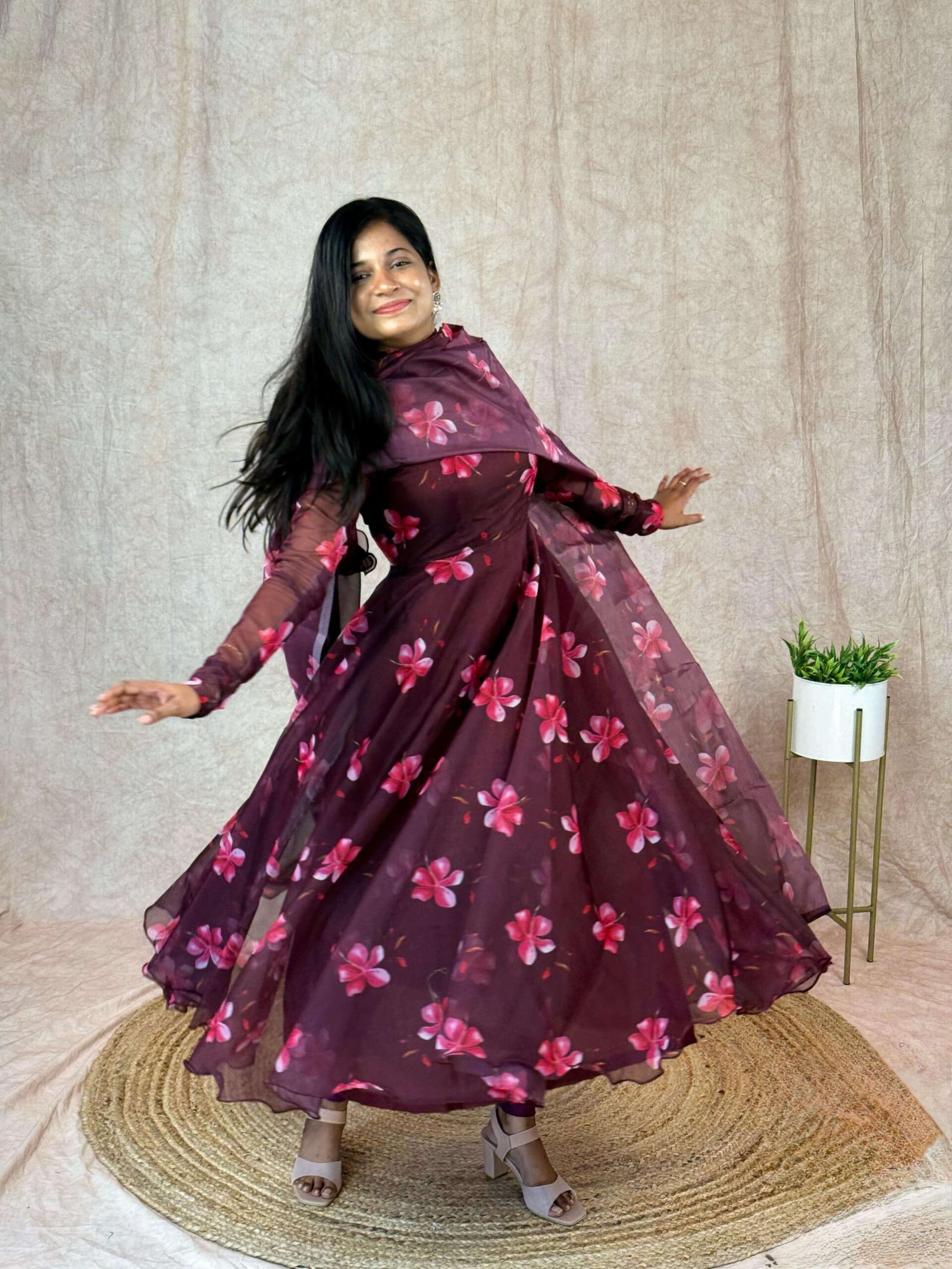 FLORAL ORGANZA - BROWN (Maxi)