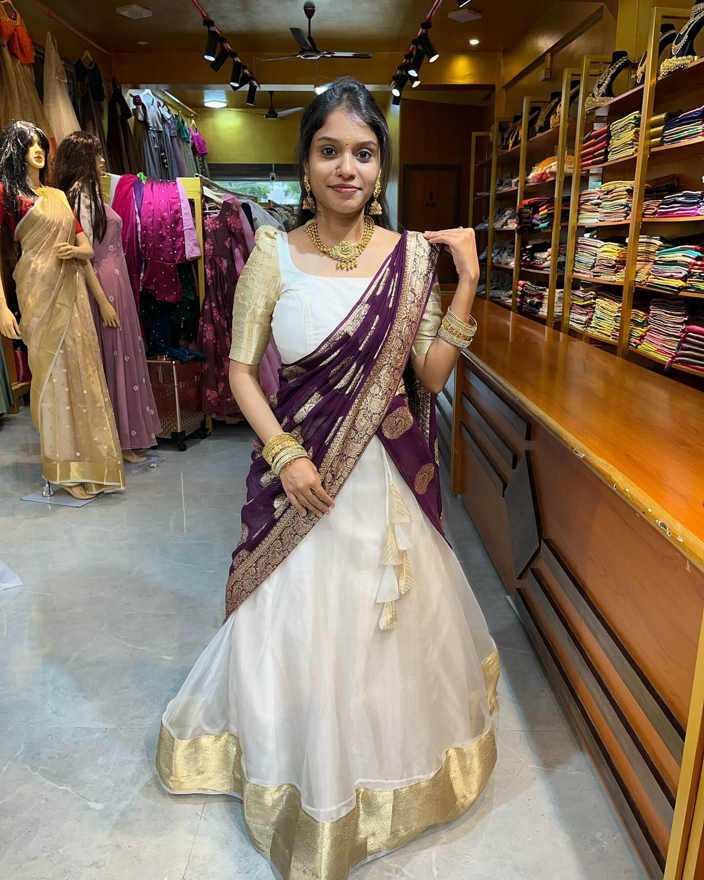 ONAM LEHANGA (Lehenga)