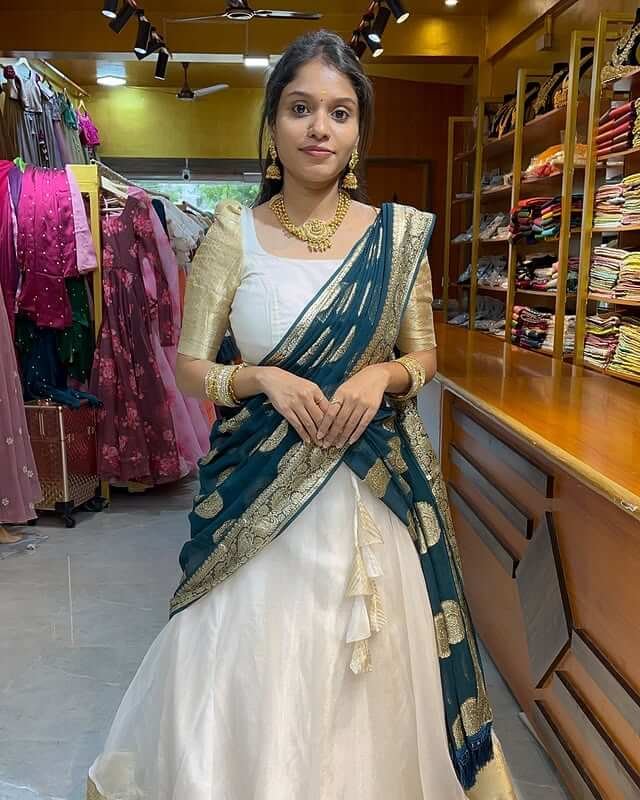 ONAM LEHANGA (Lehenga)