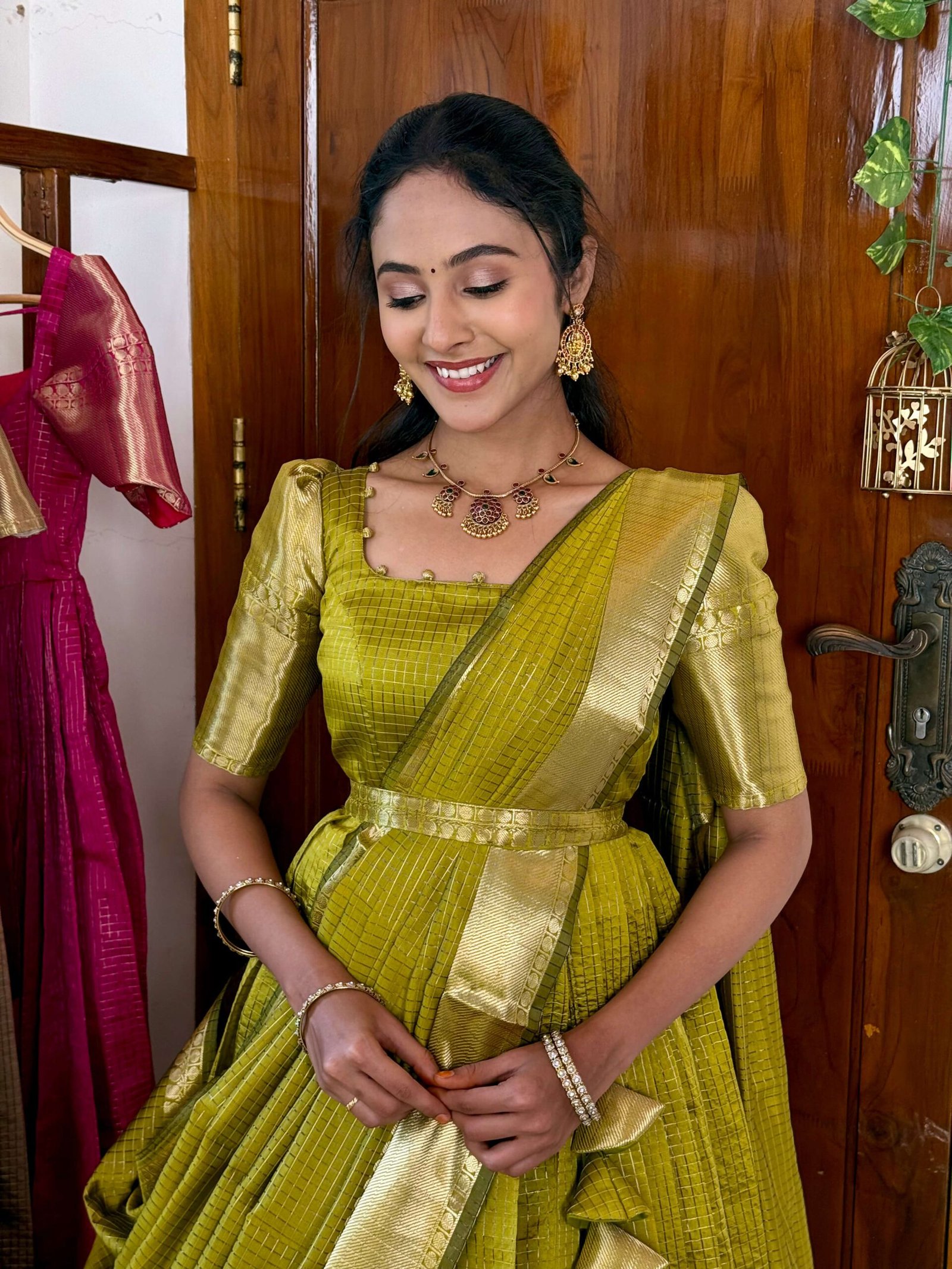 Zari Kattam Olive Green