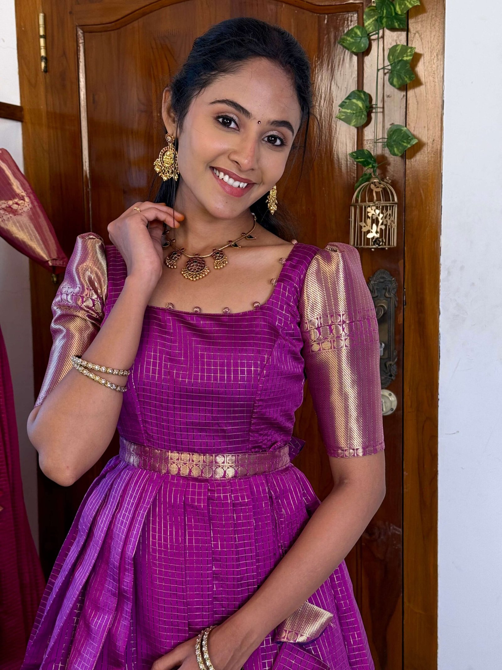 Zari Kattam Magenta