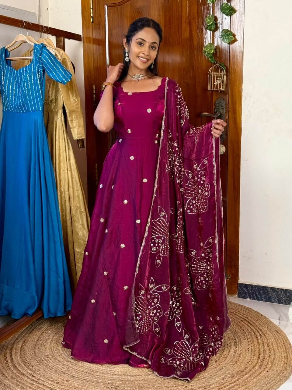 Raha magenta maxi with grand bead work shawl